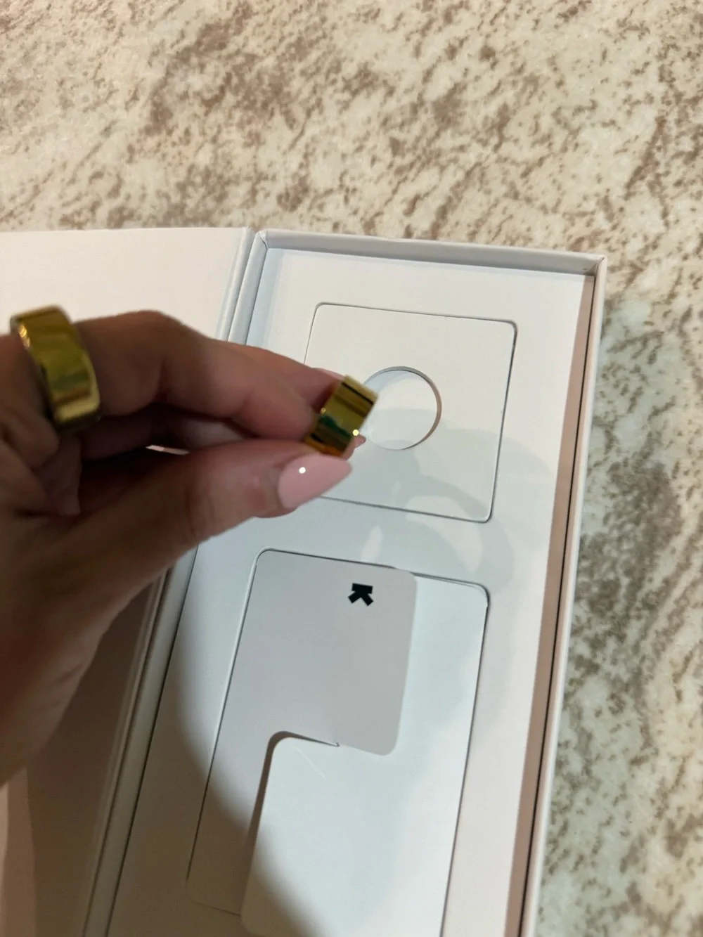 Ultrahuman Air Smart Ring- Gold size 5